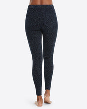 Load image into Gallery viewer, SPANX Leopard Jeanish-Ankle Leggings
