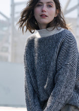 Load image into Gallery viewer, Stripe Print Sweater
