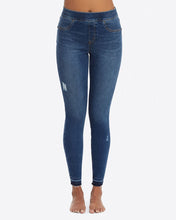 Load image into Gallery viewer, SPANX Distressed Skinny Jeans
