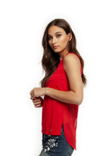 Load image into Gallery viewer, Sleeveless Button Back Blouse
