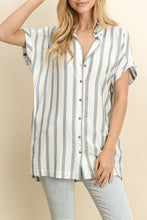 Load image into Gallery viewer, Striped Button Down Blouse
