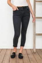 Load image into Gallery viewer, Black Premium Stretch Skinny Jeans
