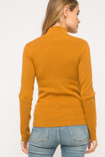 Load image into Gallery viewer, Essential Sweater
