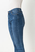 Load image into Gallery viewer, Denim Premium Stretch Skinny Jeans
