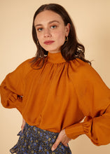 Load image into Gallery viewer, CARON STRIPE BLOUSE
