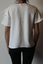 Load image into Gallery viewer, Asymmetrical Ruffle S/S Blouse
