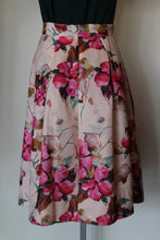 Load image into Gallery viewer, Floral Midi Skirt
