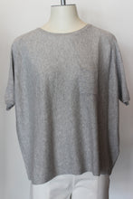Load image into Gallery viewer, Short Sleeve Round Neck Sweater
