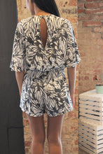 Load image into Gallery viewer, Print Front Tie Romper
