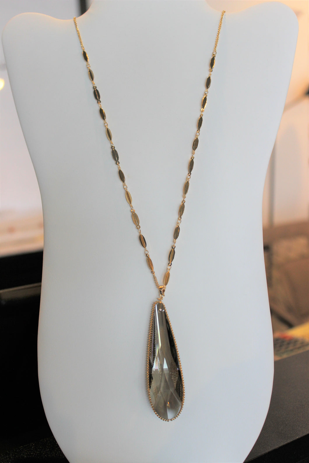 Oval Pendent  Necklace
