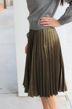 Load image into Gallery viewer, Satin Pleated Midi Skirt
