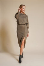 Load image into Gallery viewer, Dolman Sleeve Midi Dress
