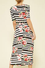 Load image into Gallery viewer, Floral Print Midi Dress with Pockets
