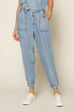 Load image into Gallery viewer, Chambray Washed Joggers
