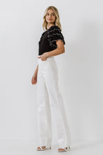 Load image into Gallery viewer, Contrast Edge Ruffle Sleeve Knit Top
