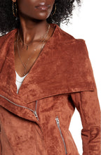 Load image into Gallery viewer, Amber Faux Suede Jacket
