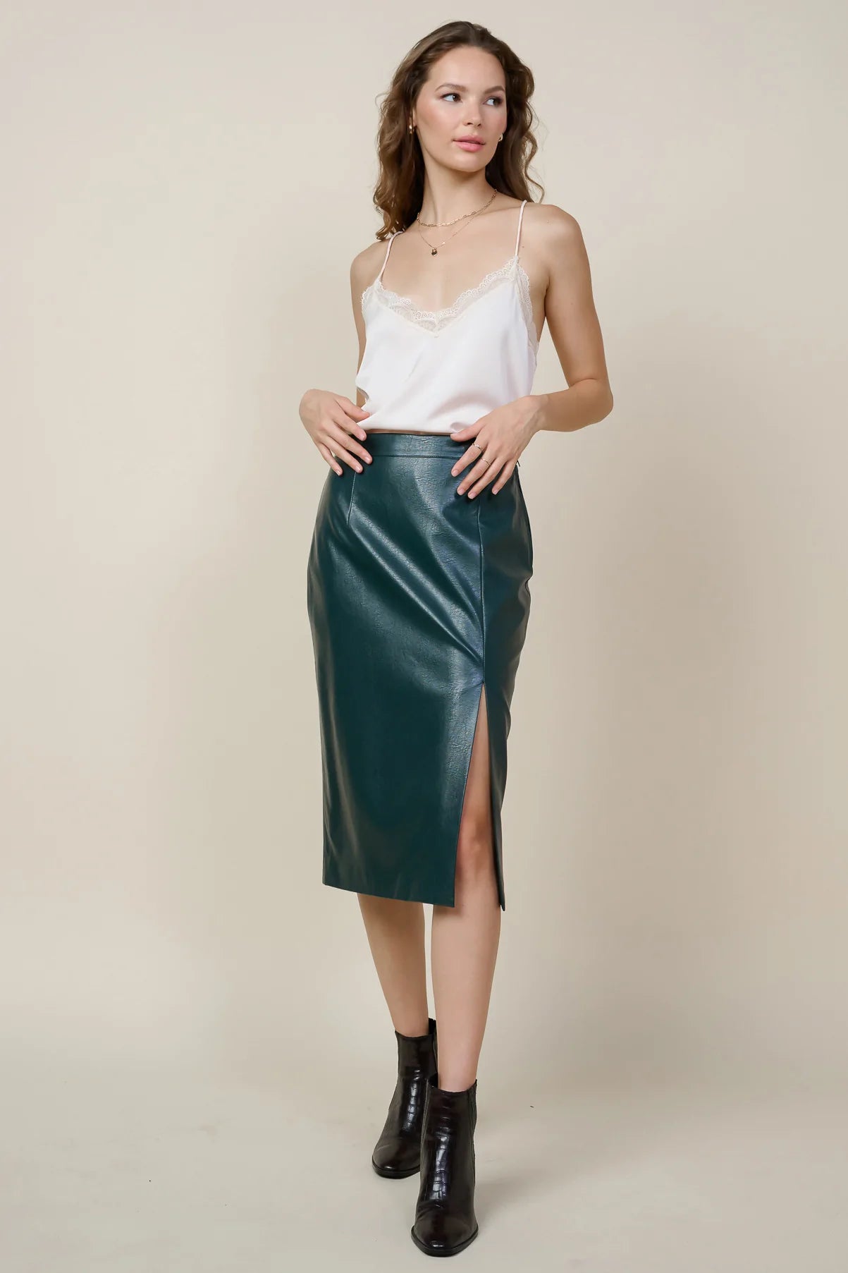 Green faux leather pencil 2025 skirt