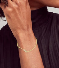 Load image into Gallery viewer, Zoey Arrow Stretch Bracelet in Gold
