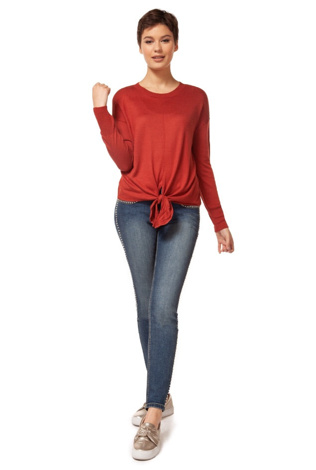LS Scoopneck Tie Front Knit Top