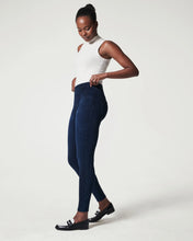 Load image into Gallery viewer, SPANX Twilight Jeanish-Ankle Leggings
