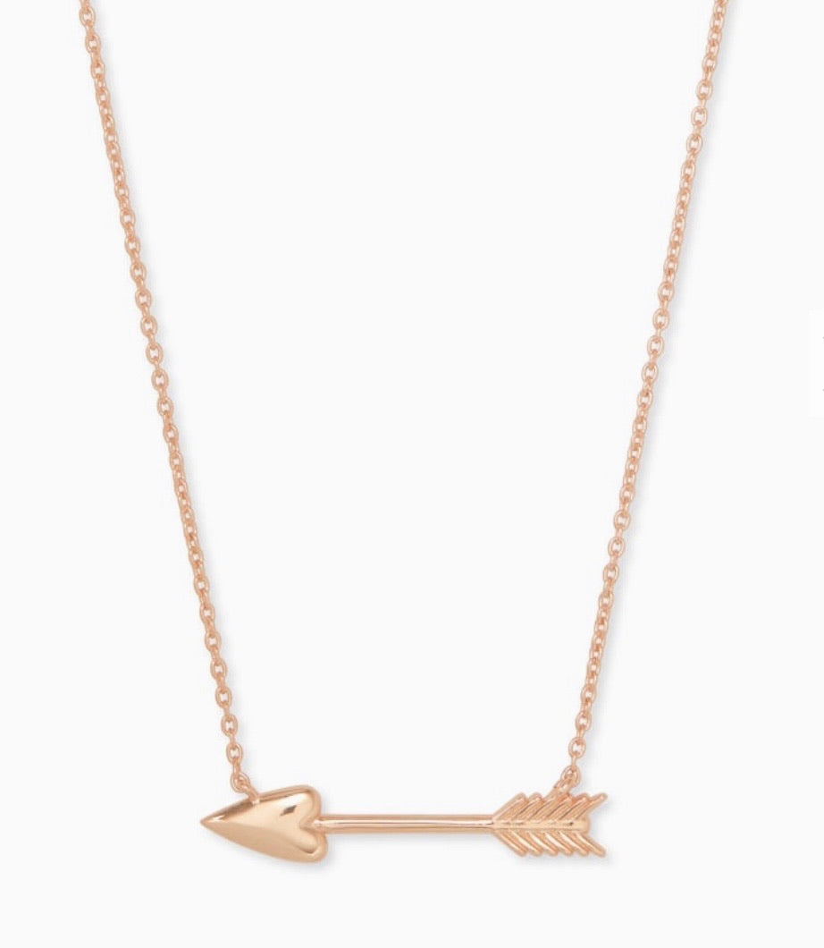 Zoey Arrow Pendant in Rosegold