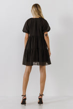 Load image into Gallery viewer, Organza Puff Sleeve Dress
