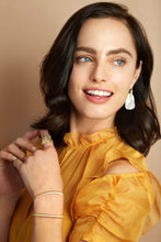 Load image into Gallery viewer, MARTY EARRINGS
